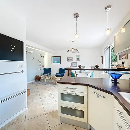 Будинок відпочинку Ker Lodan Jolie Maison 3 Et Terrasse