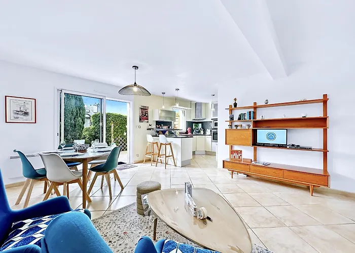 Ker Lodan Jolie Maison 3 Et Terrasse 펜션